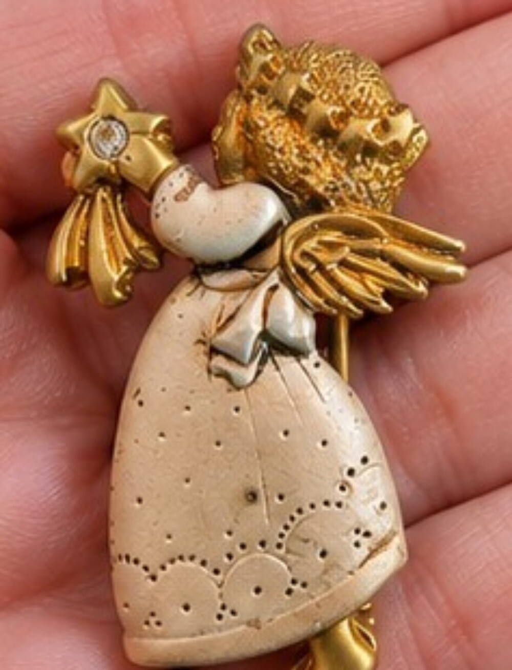 Vintage Danecraft Angel Brooch Gold Tone Cream Enamel Christmas Pin Signed - Picture 2 of 9